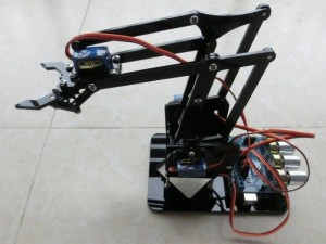 mini-robotic-arm-arduino-roboromania