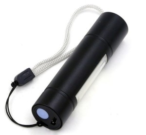 led-flashlight-usb-rechargeable-mini-roboromania-2